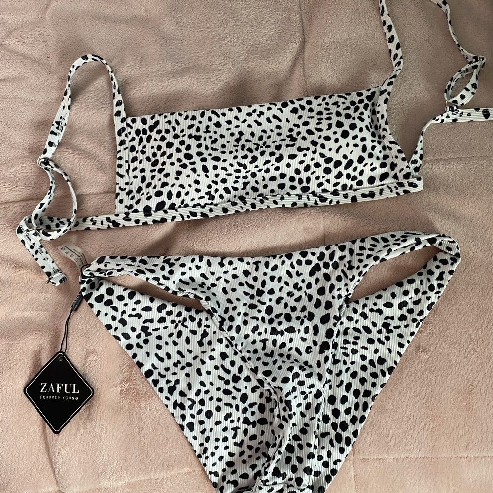 Black and white bikini
